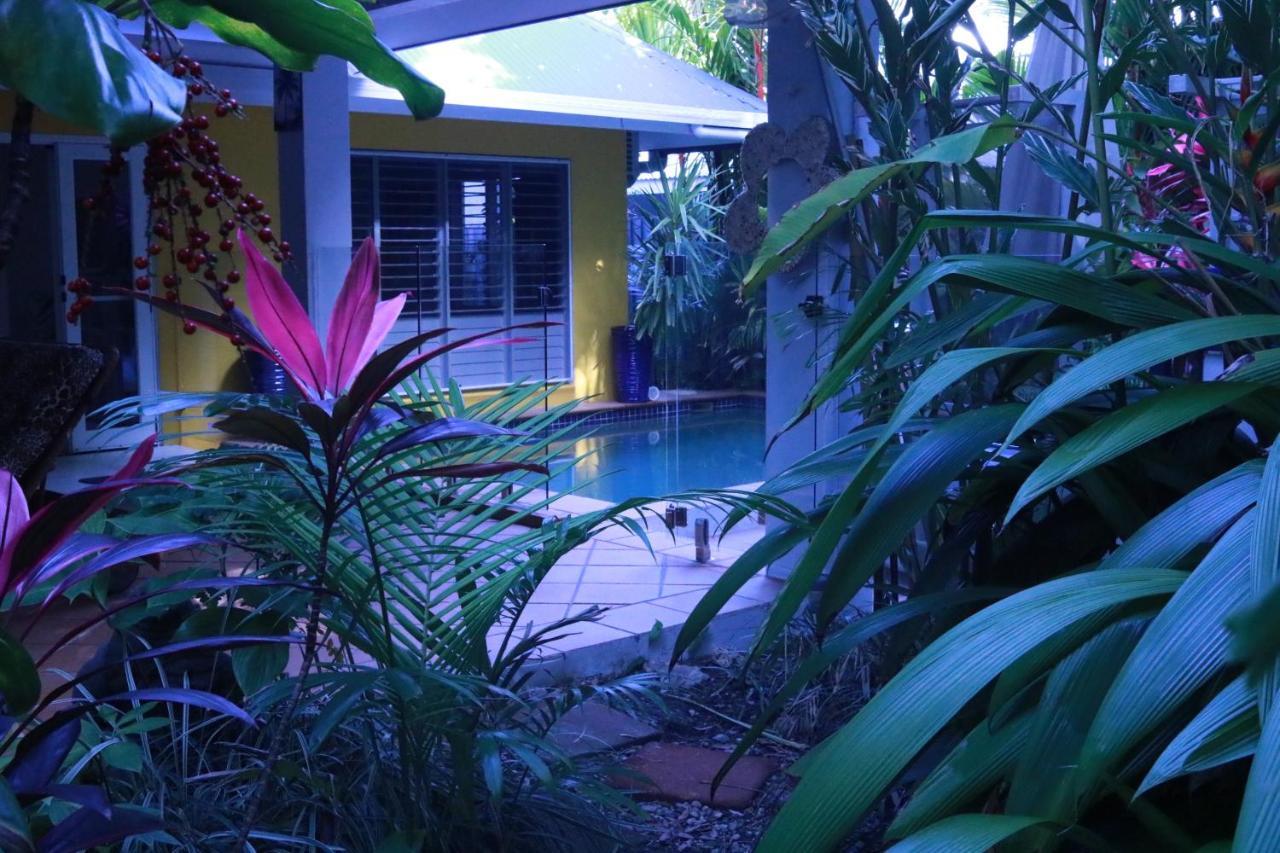 Beauty Tiny Walk To Sea Port Douglas Exterior foto